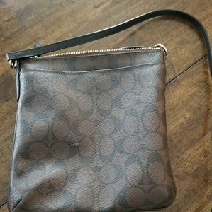 COACH crossbody with outside pocket